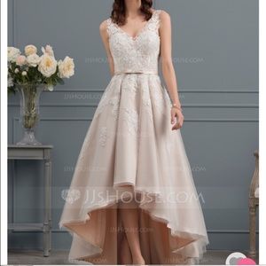 NWT.  Beautiful Wedding Dress.